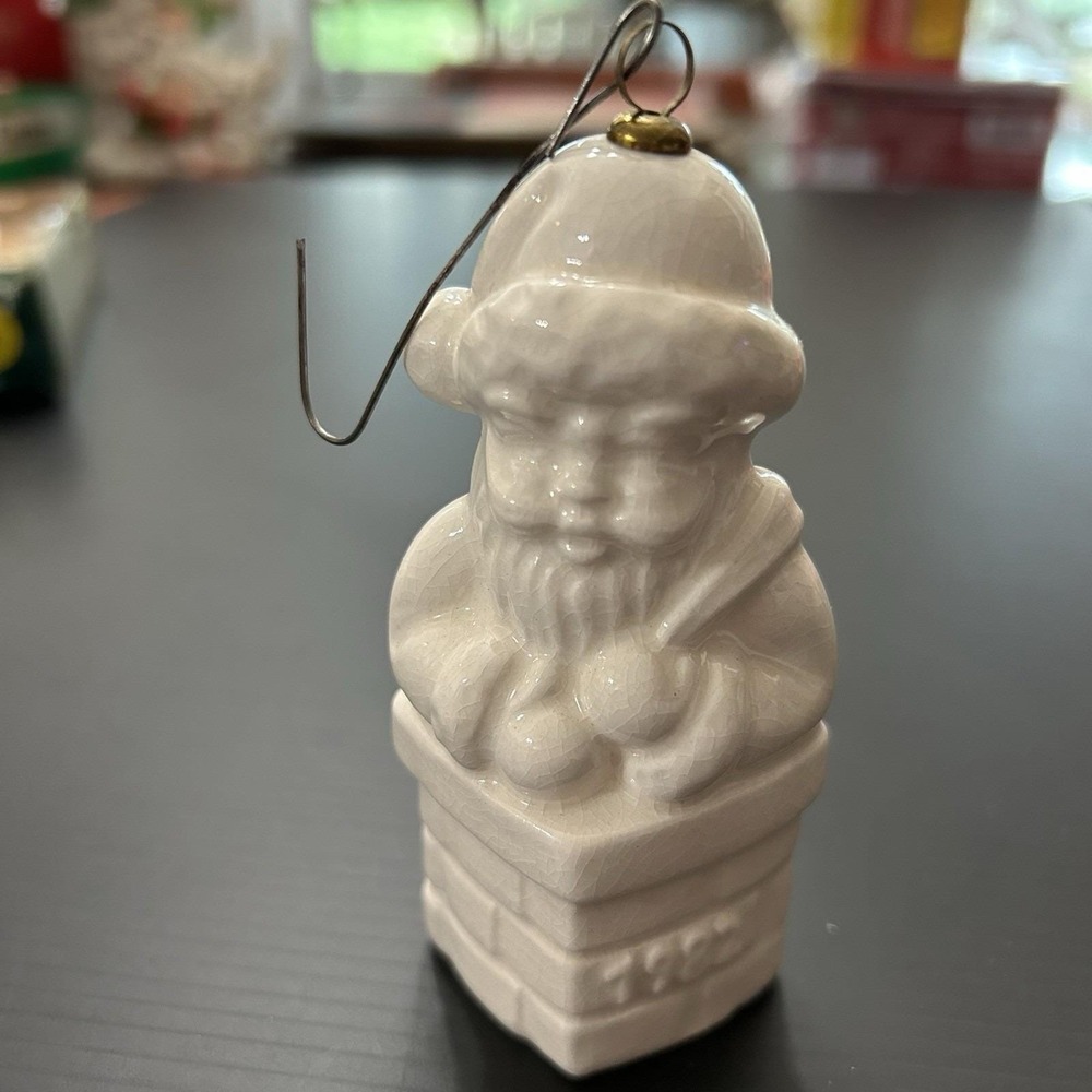 Vintage Goebel Annual Ornament‎ 1982 5th Edition Santa In Chimney
